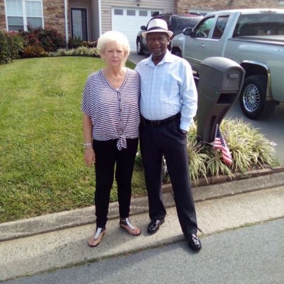 Meet your Posher, Shirley - Picture 1 of 1